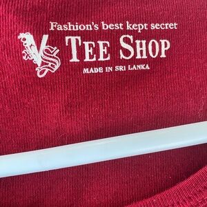 Women’s Red Tshirt